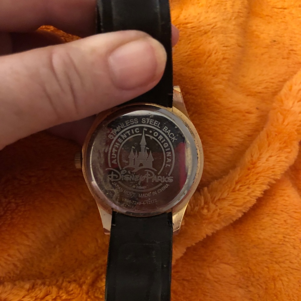 Watch - Picture 4 of 4